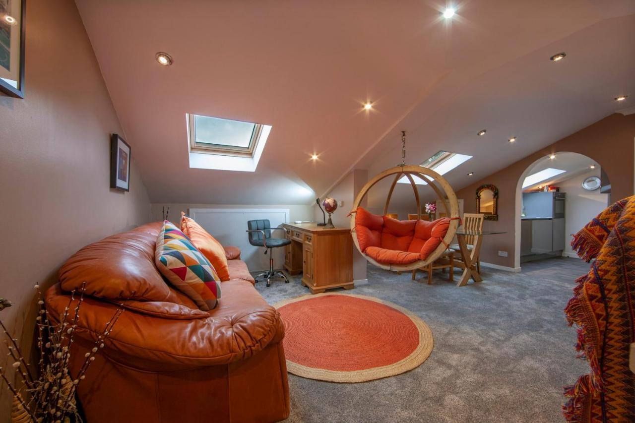 Premium 2Nd Floor 2 Bed Apt Sleeps 4 Adults In Oban Town מראה חיצוני תמונה